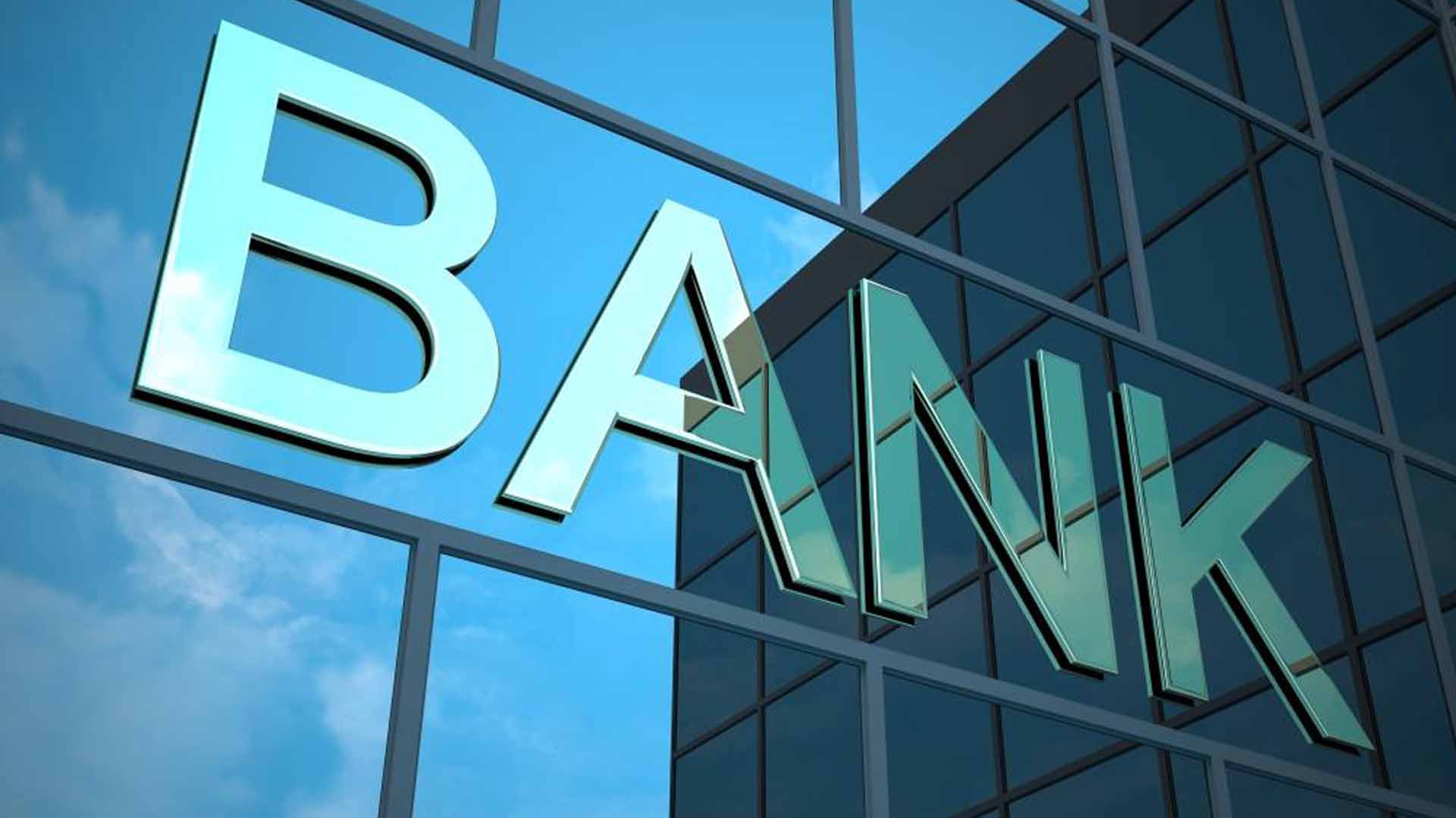 Banklar devalvasiya ilə bağlı şayiələrdən sui-istifadə edir?