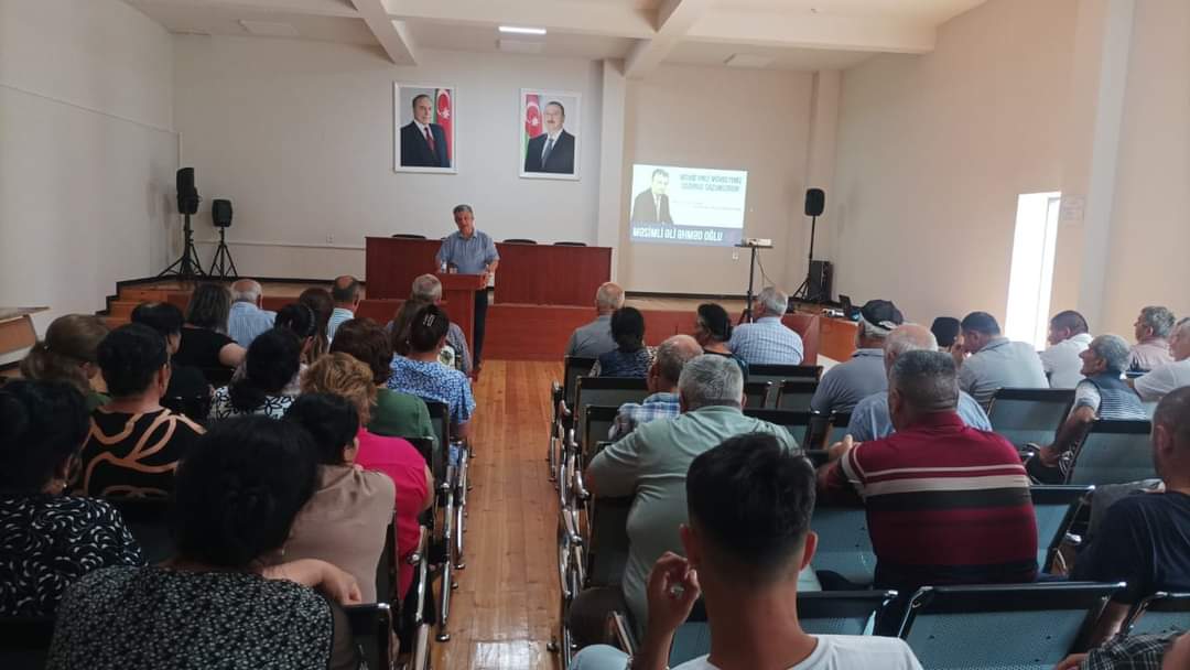 Əli Məsimlinin Qaxda seçicilərilə daha bir görüşü