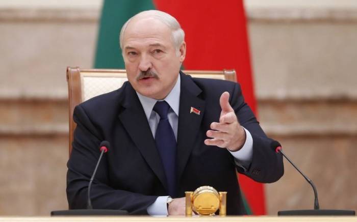 Lukaşenko prezident postundan getməyə hazırlaşır