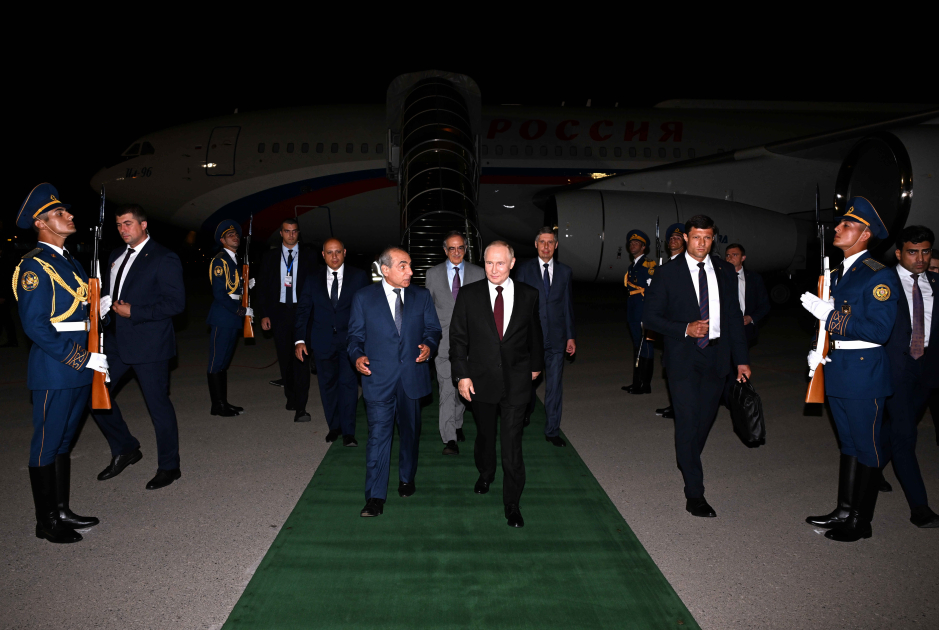 Putin Bakıya GƏLDİ