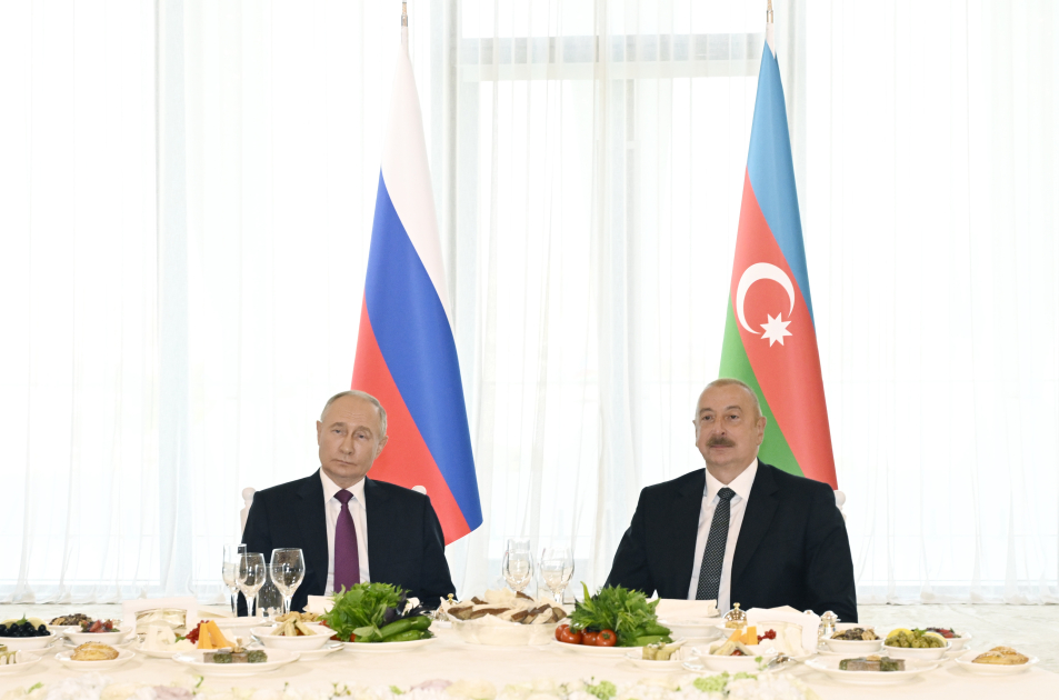 Putinin şərəfinə dövlət ziyafəti verildi - FOTO