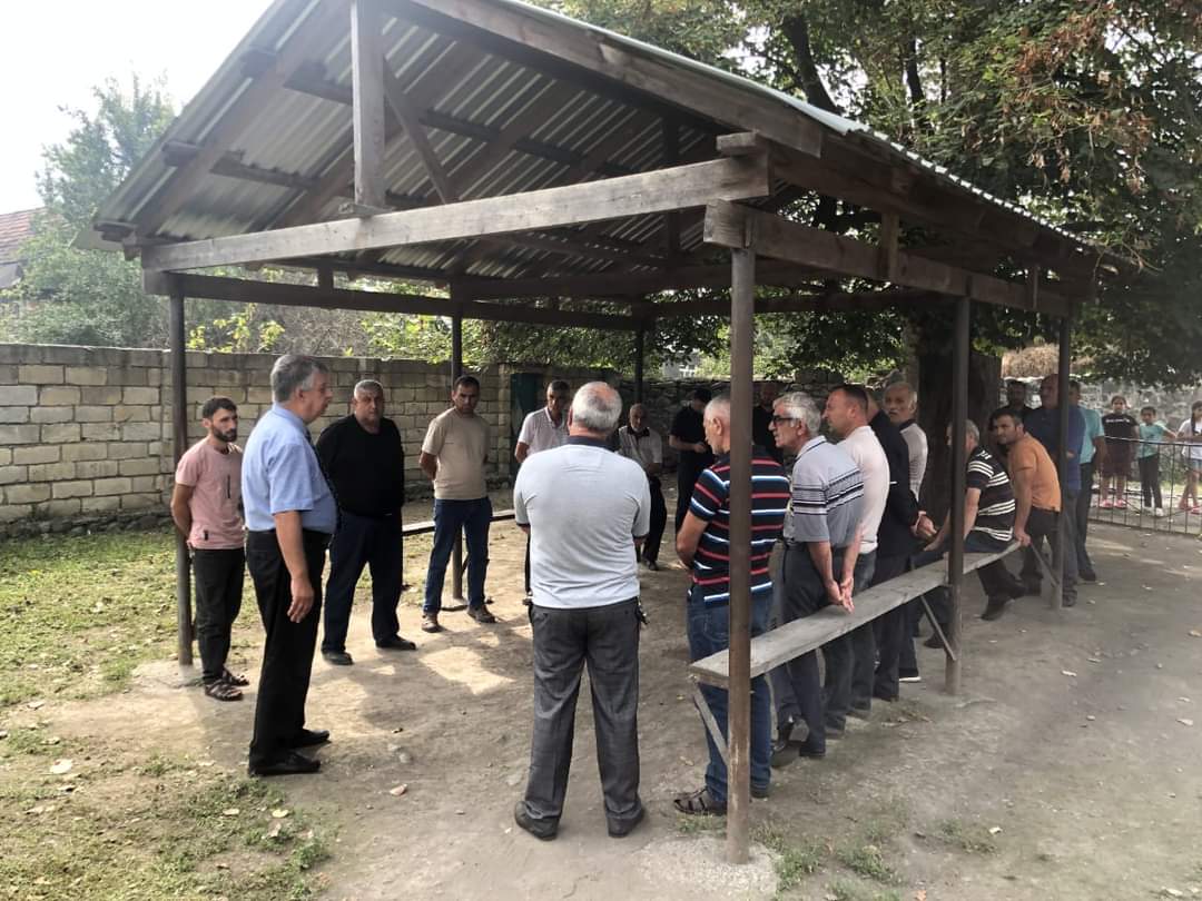 Əli Məsimli Qax sakinləri ilə görüşdə - FOTO