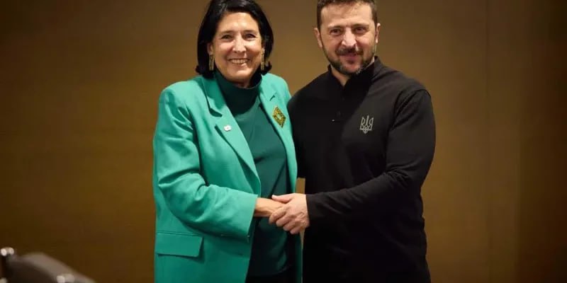 Zelenskidən gürcüstanlı həmkarına TƏŞƏKKÜR