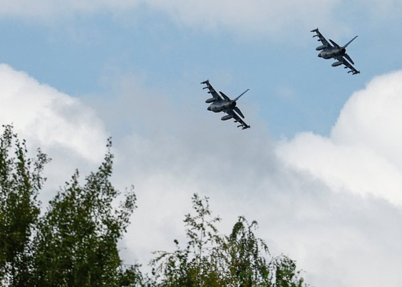 Ukrayna cəbhədə F-16 qırıcılarından istifadə etdi