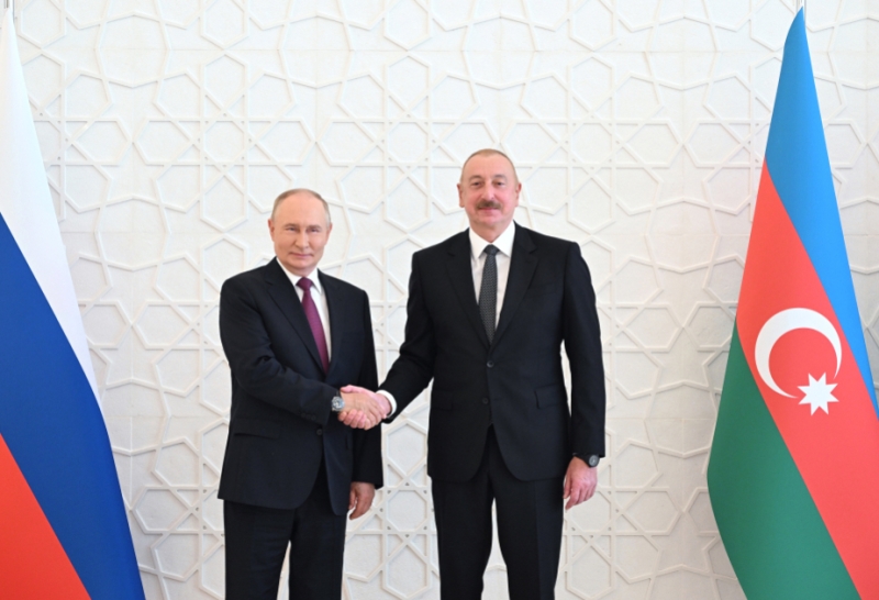 Putin İlham Əliyevə ZƏNG ETDİ