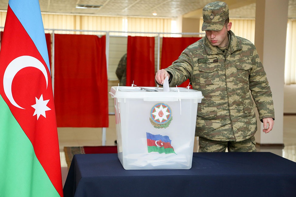 Hərbçilərin səsverməsi seçkilərin taleyinə təsir edir?