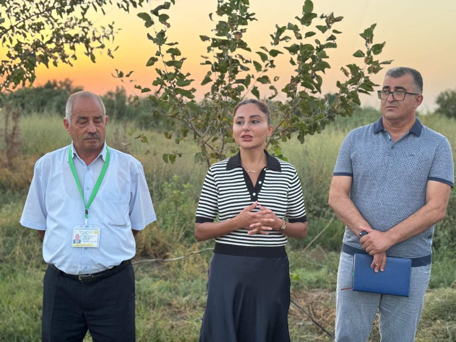 Əminə Ağazadə seçicilərin qayğıları ilə maraqlanıb - FOTO