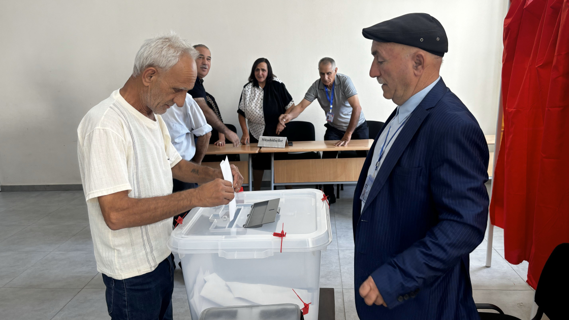 Səs verənlərin sayı 2 milyondan ÇOXDUR