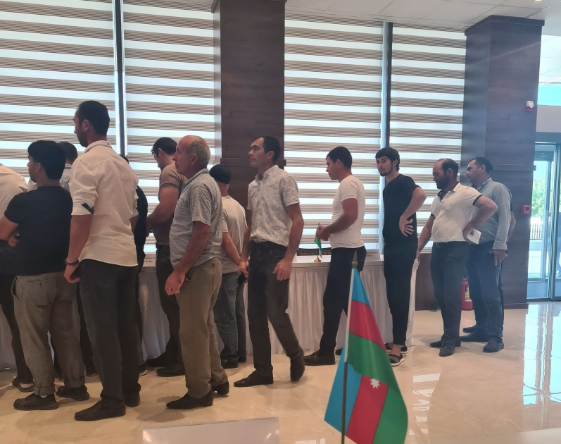 Daha bir təşkilat "exit-poll” nəticələrini açıqladı 