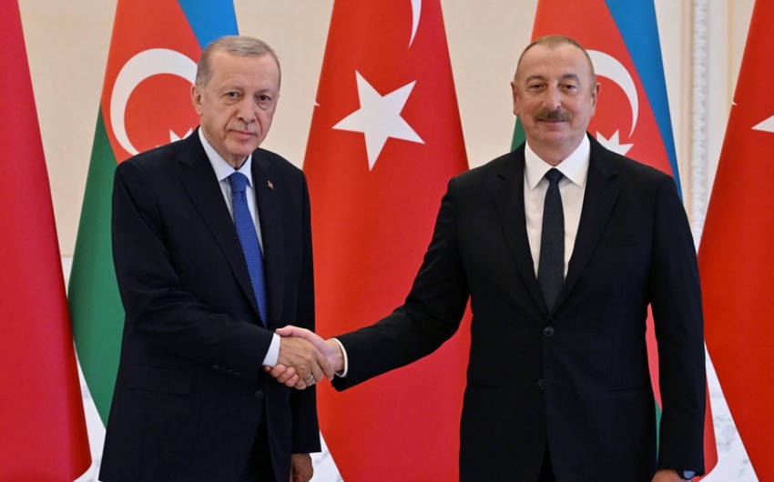 Ərdoğan İlham Əliyevi TƏBRİK ETDİ 