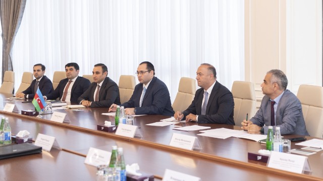 Məcnun Məmmədov Belarusun nümayəndə heyəti ilə görüşüb -&nbsp;FOTOLAR