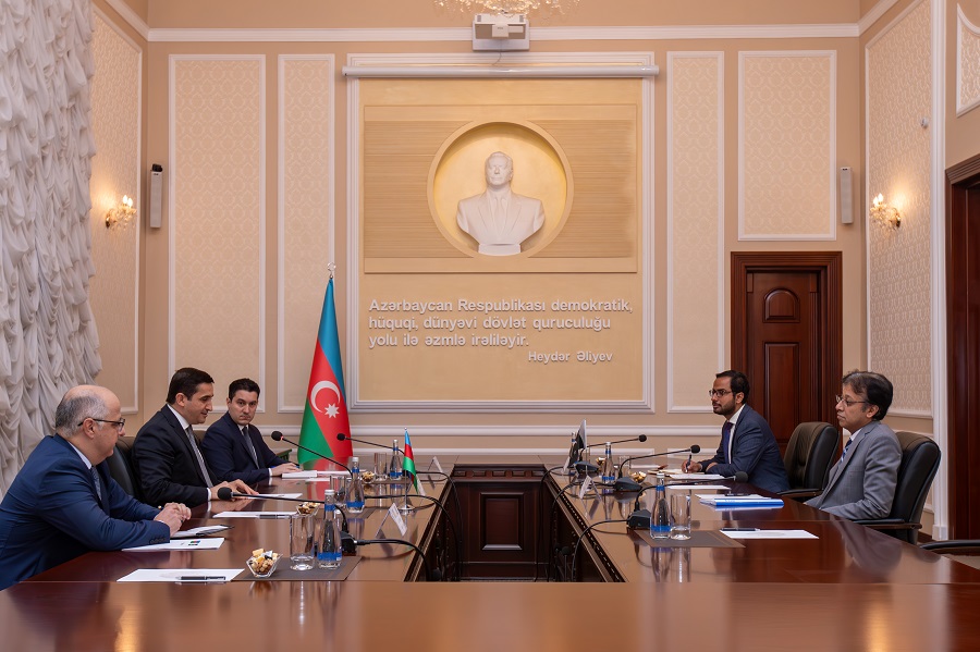 Ədliyyə naziri Pakistan səfiri ilə görüşüb