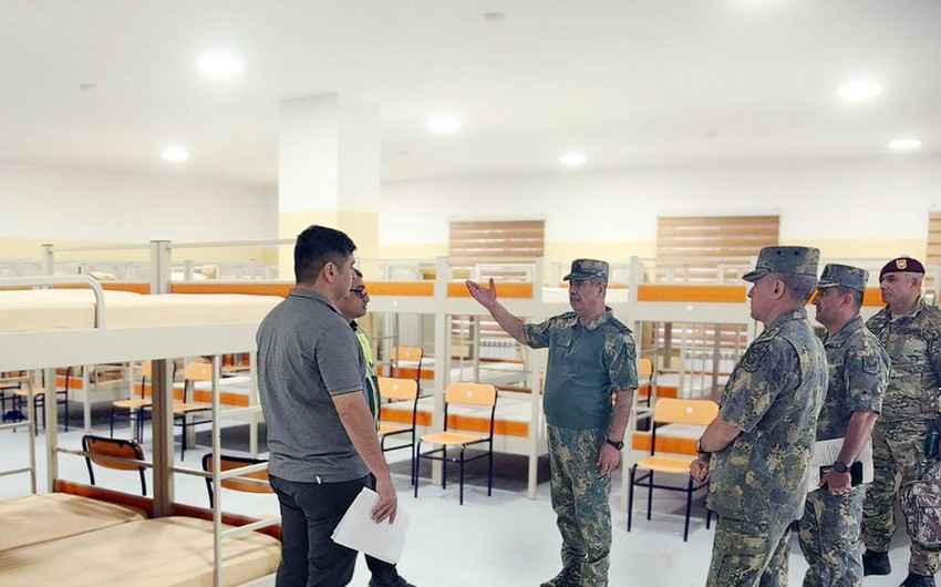 Zakir Həsənovla Hikmət Mirzəyev sərhəddəki hərbi hissədə - FOTO