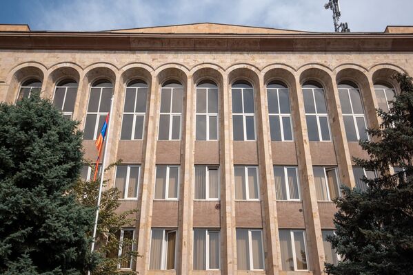 Ermənistan Konstitusiya Məhkəməsi delimitasiya komissiyasının iş qaydalarına baxacaq