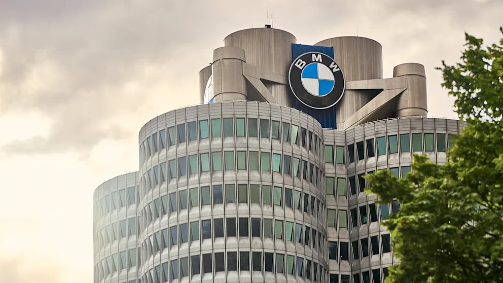BMW 1,5 milyon avtomobili əyləc sistemindəki problemlərə görə geri çağırıb