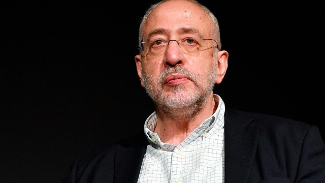 Tanınmış rusiyalı jurnalist vəfat etdi