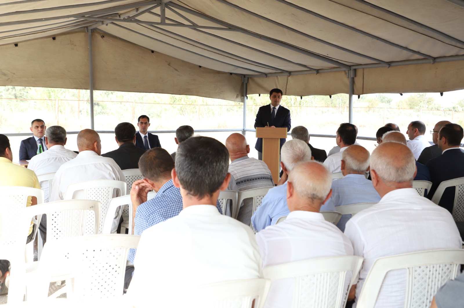 İcra başçısı səyyar qəbul keçirib - FOTO