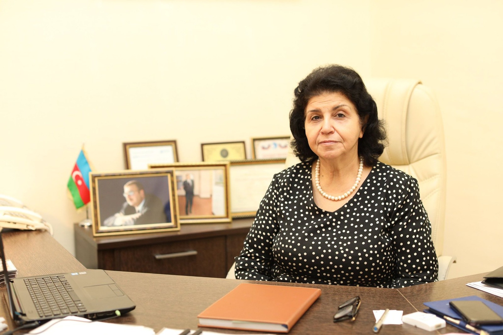 Bakıda məşhur məktəbin direktoru işdən çıxdı