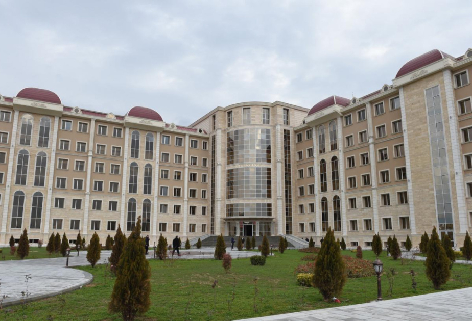 Naxçıvandakı tibb müəssisələri ilə bağlı yeni QƏRAR