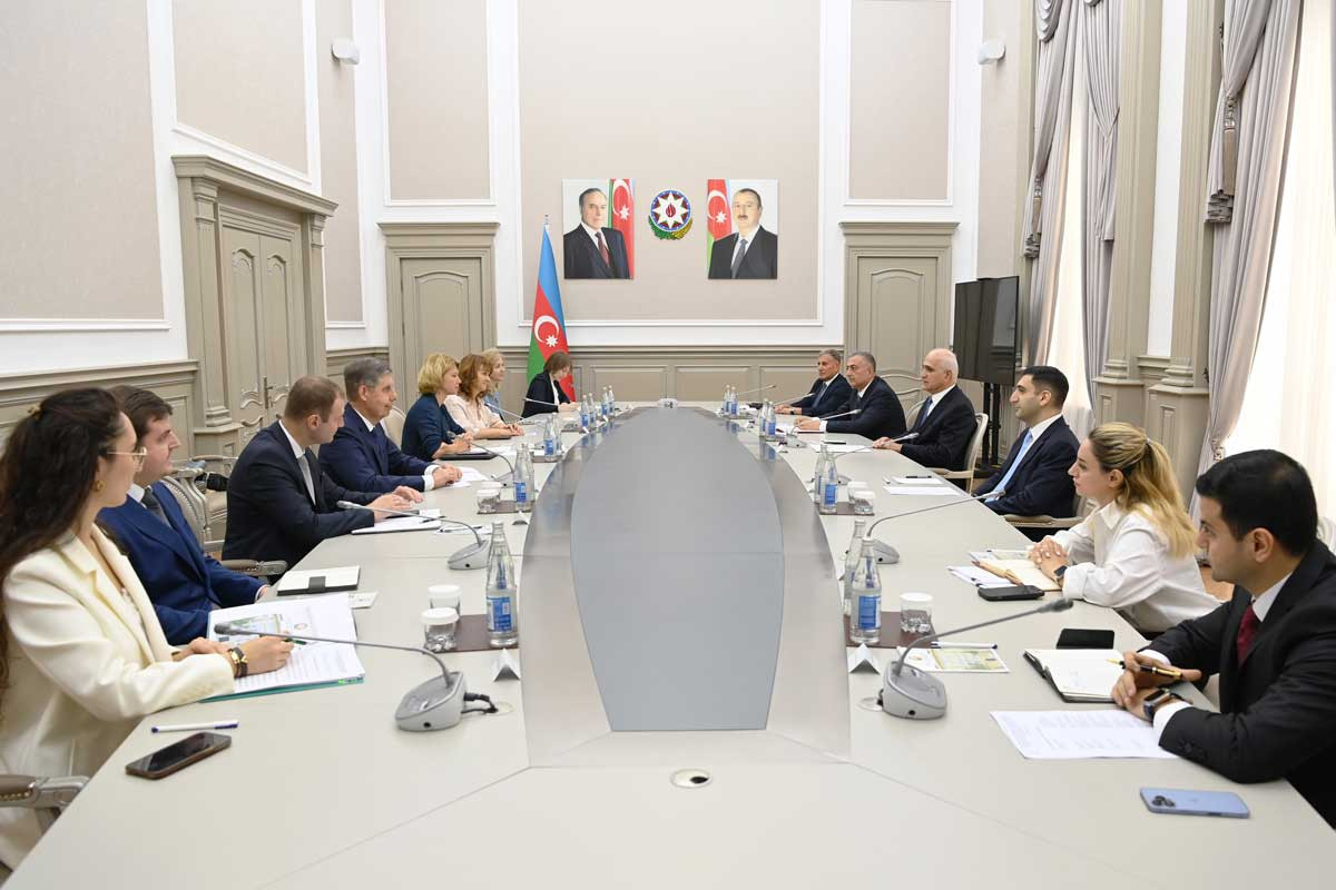 Şahin Mustafayev Rusiyanın kənd təsərrüfatı naziri ilə görüşüb