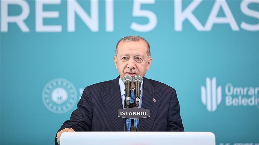 Xarici tələbələr Türkiyə iqtisadiyyatına 3 milyard dollar QAZANDIRIR