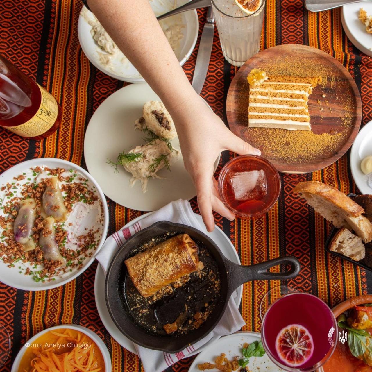 Ukrayna mətbəxini təqdim edən restoran beynəlxalq bələdçiyə düşüb - İLK DƏFƏ