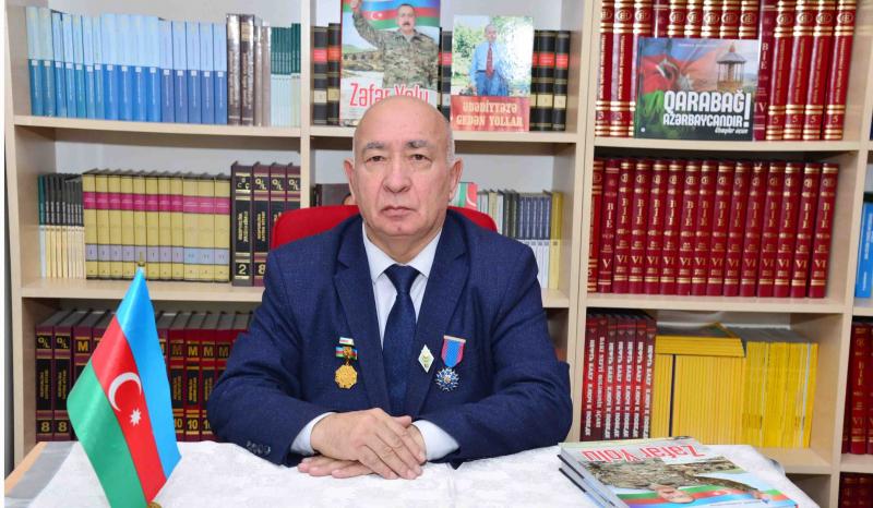 65 yaşlı Əməkdar müəllim vəzifəsini İTİRDİ