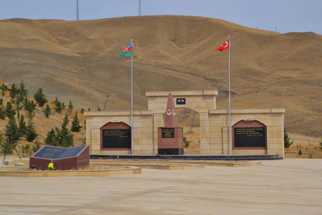 Bayan-Ata ocağında uyuyan Türk Şəhidi...