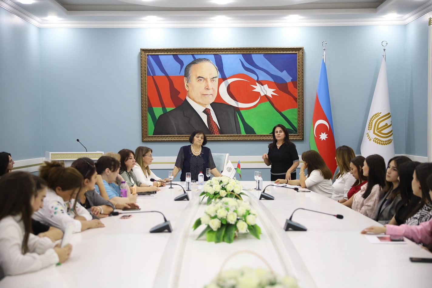 "İqlim dəyişikliyi təhlükəsi" mövzusunda dəyirmi masa - FOTO