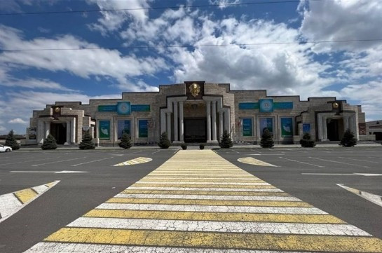 İran Ermənistanda daimi ticarət mərkəzi açır
