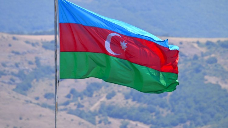Dövlət Suverenliyi Günü: Azərbaycan tarixinin ən möhtəşəm səhifələrindən biri