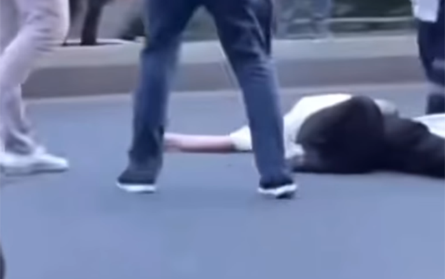 Avtomobil 9 yaşlı məktəblini vurub öldürdü