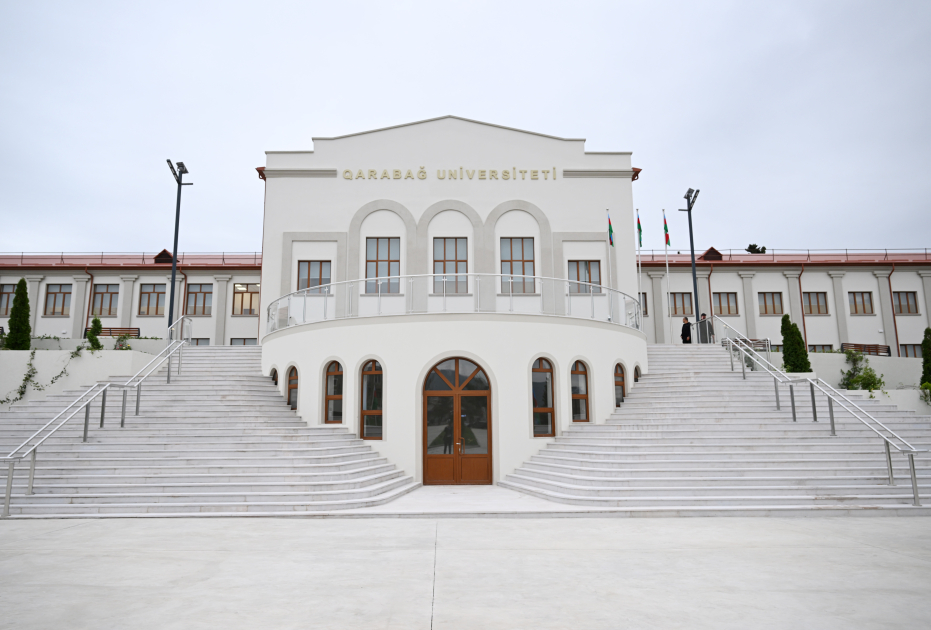 Dünyaya səs salan Qarabağ Universiteti - FOTOLAR