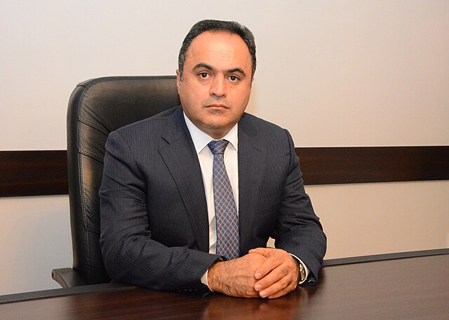 İcra başçısına ağır itki - Qardaşını “tok” vurdu