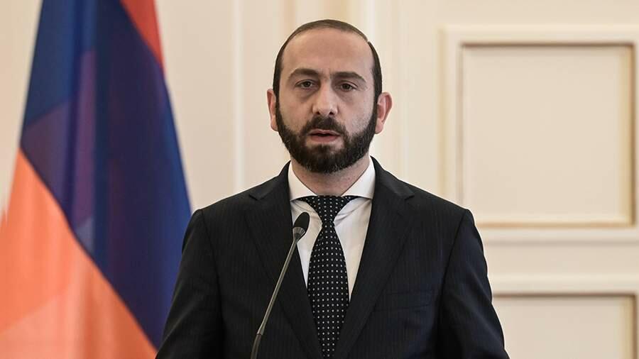 Sülh müqaviləsinin bağlanması üçün real imkan var - Mirzoyan