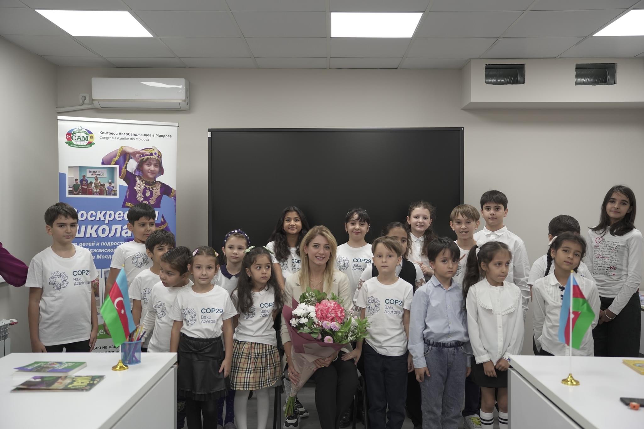 Kişineudakı həftəsonu məktəbində dərslərə start verilib - FOTO