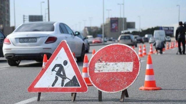 Sürücülərin nəzərinə - Bu küçədə hərəkət məhdudlaşdırılır