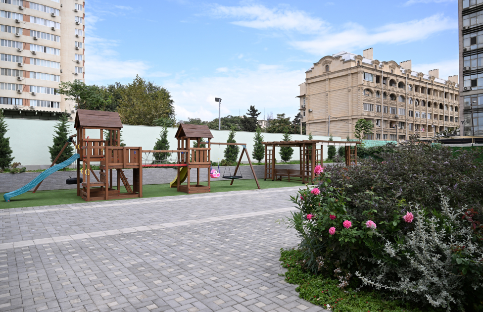 Qalmaqallı bağça ilə bağlı rəsmi AÇIQLAMA