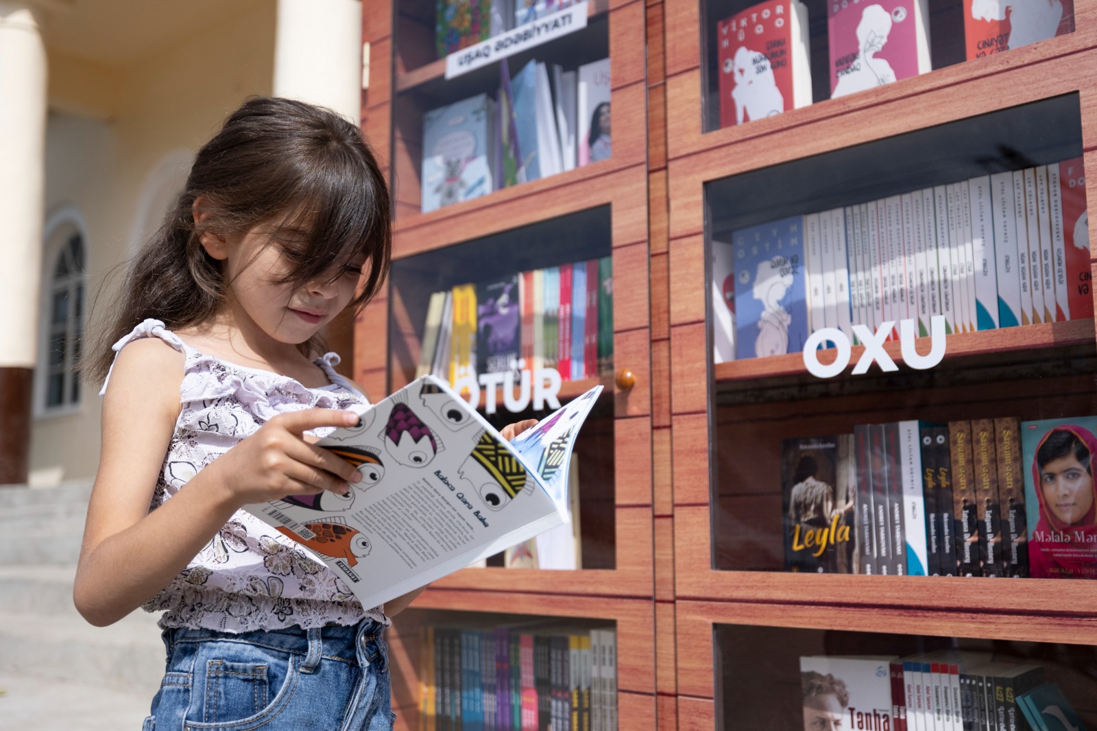“Kitab köşkü” – “AzerGold” QSC-dən daha bir maarifləndirici layihə - FOTO