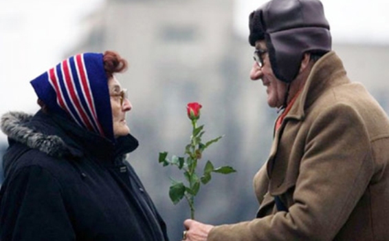 Azərbaycanda nə qədər ahıl vətəndaş YAŞAYIR?