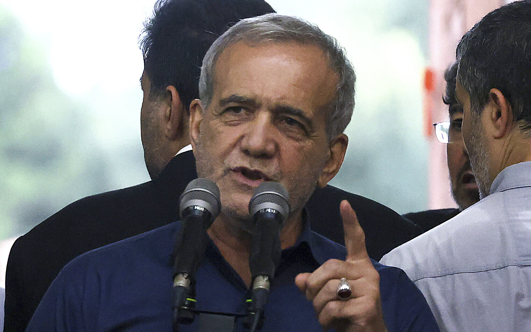 Pezeşkian İsrailə hücumlardan danışdı: "Netanyahu bilməlidir ki..."