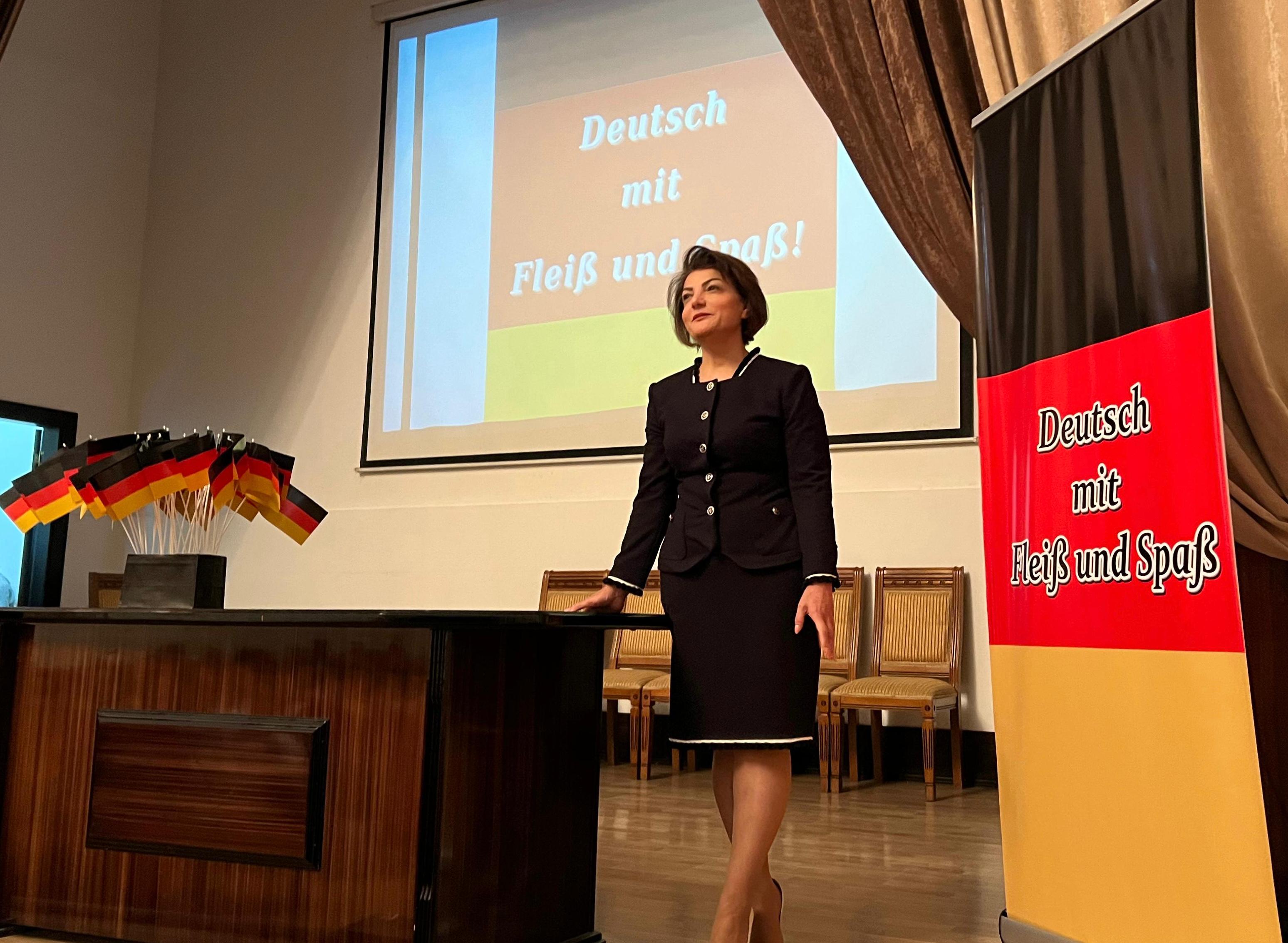 Xuraman Əsgərova tələbələrin gözü ilə... - FOTOLAR
