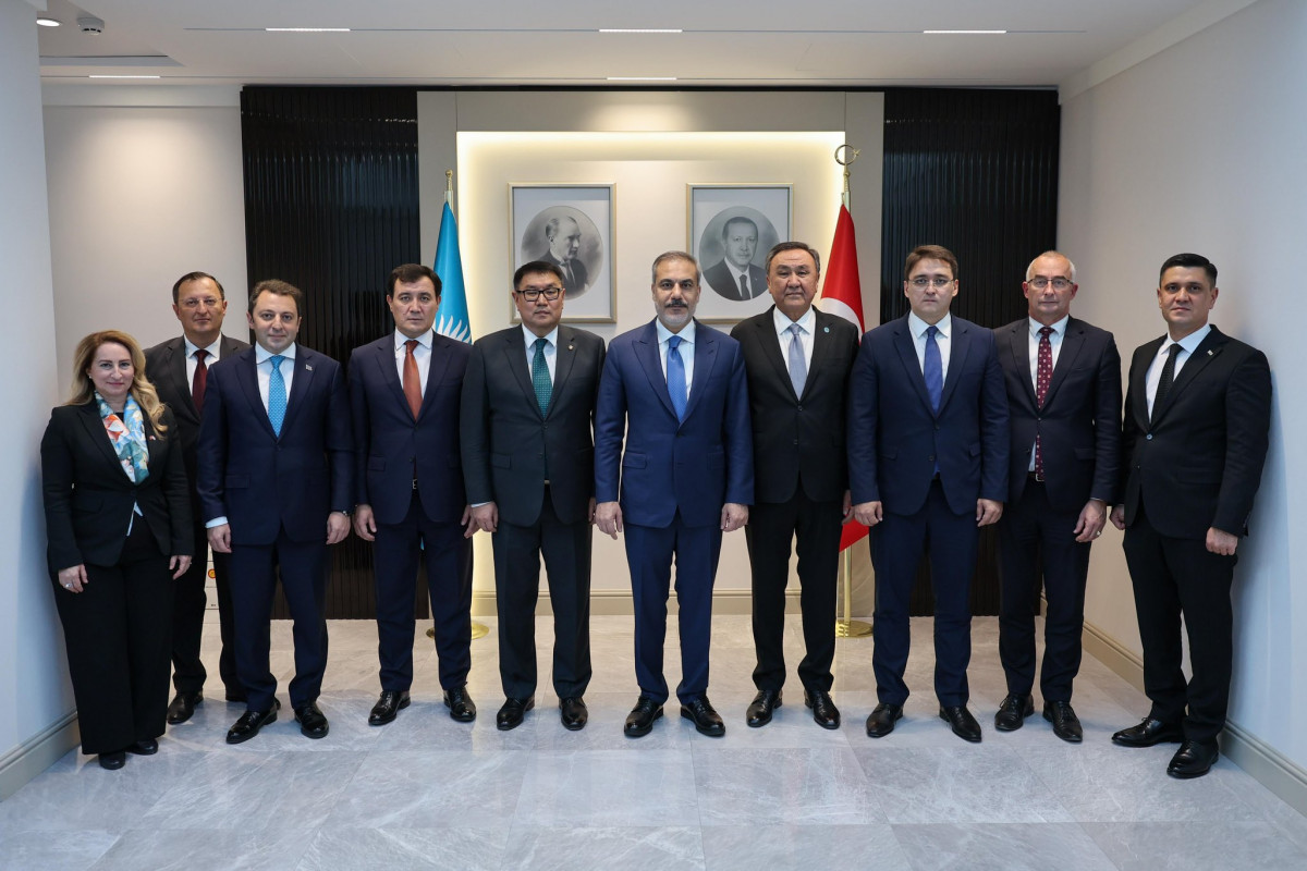 Hakan Fidan TDT ölkələrinin diplomatları ilə görüşdü