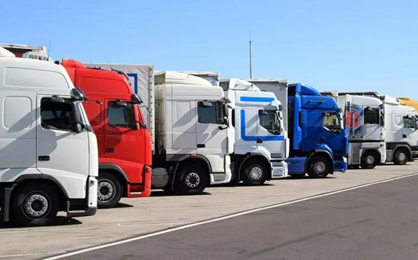 Azərbaycan-Gürcüstan sərhədində 350 TIR növbə gözləyir