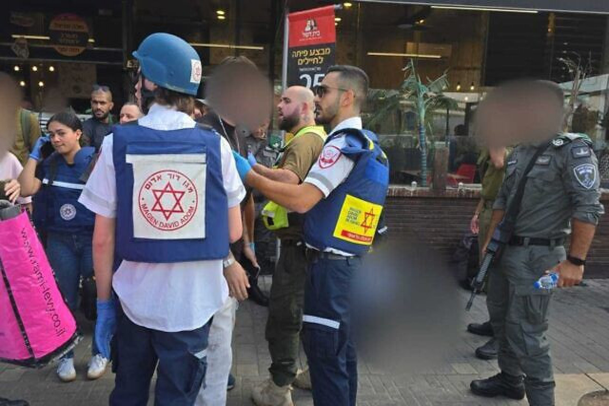 İsraildə terror - 1 ölü, 11 yaralı