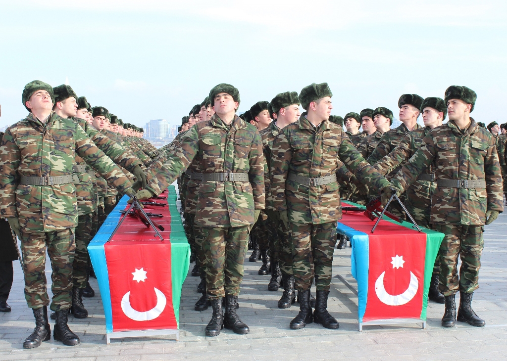 Hansı hallarda ailəyə görə əsgərlikdən möhlət verilir? - Rəsmi CAVAB