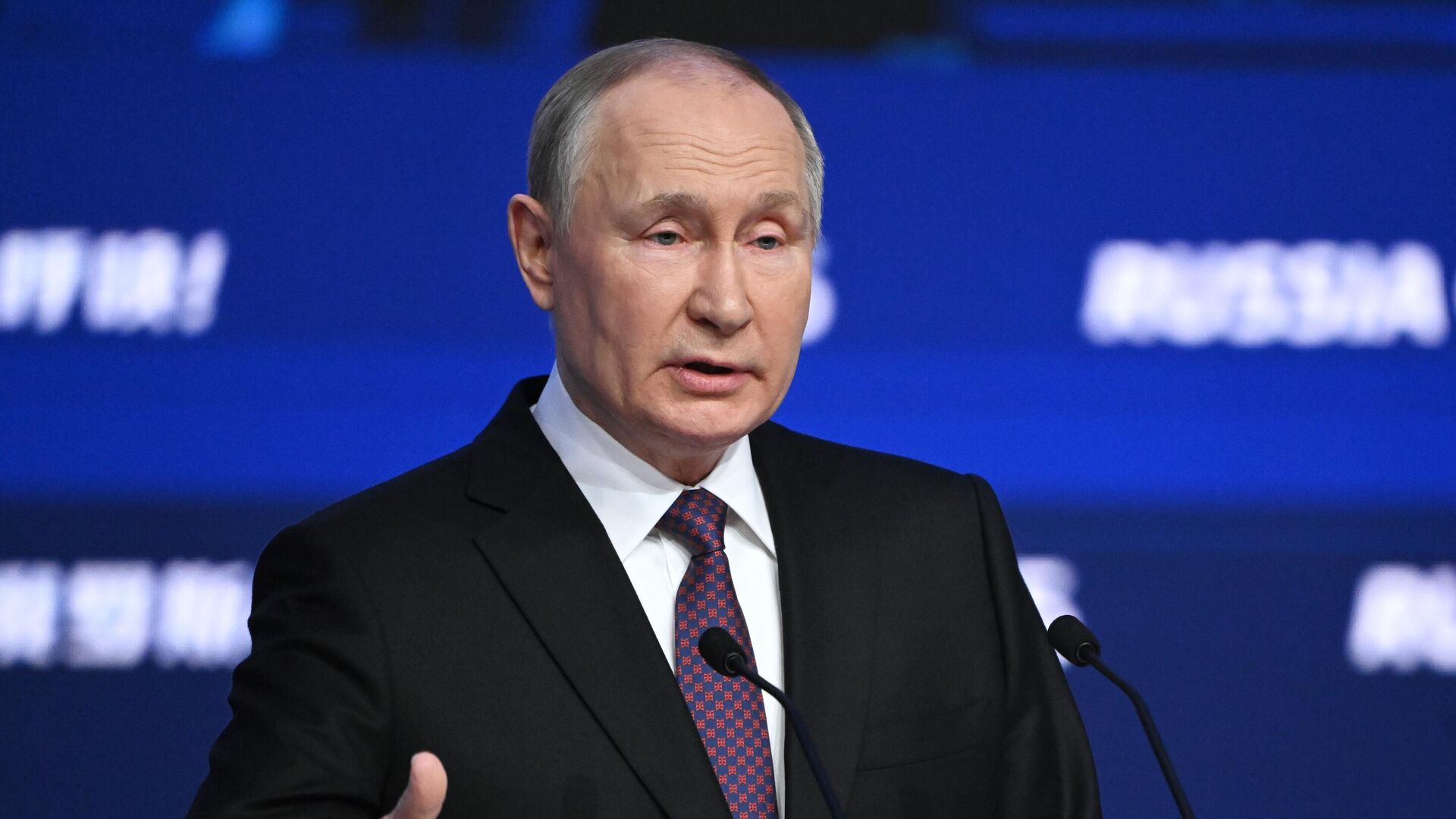 Putin noyabrda Bakıya gələ bilər