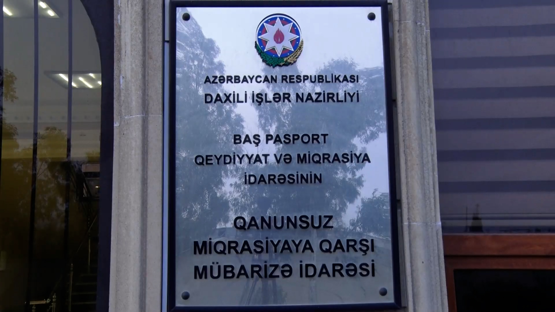 Bakıda 40 əcnəbi polis tərəfindən saxlanıldı - VİDEO