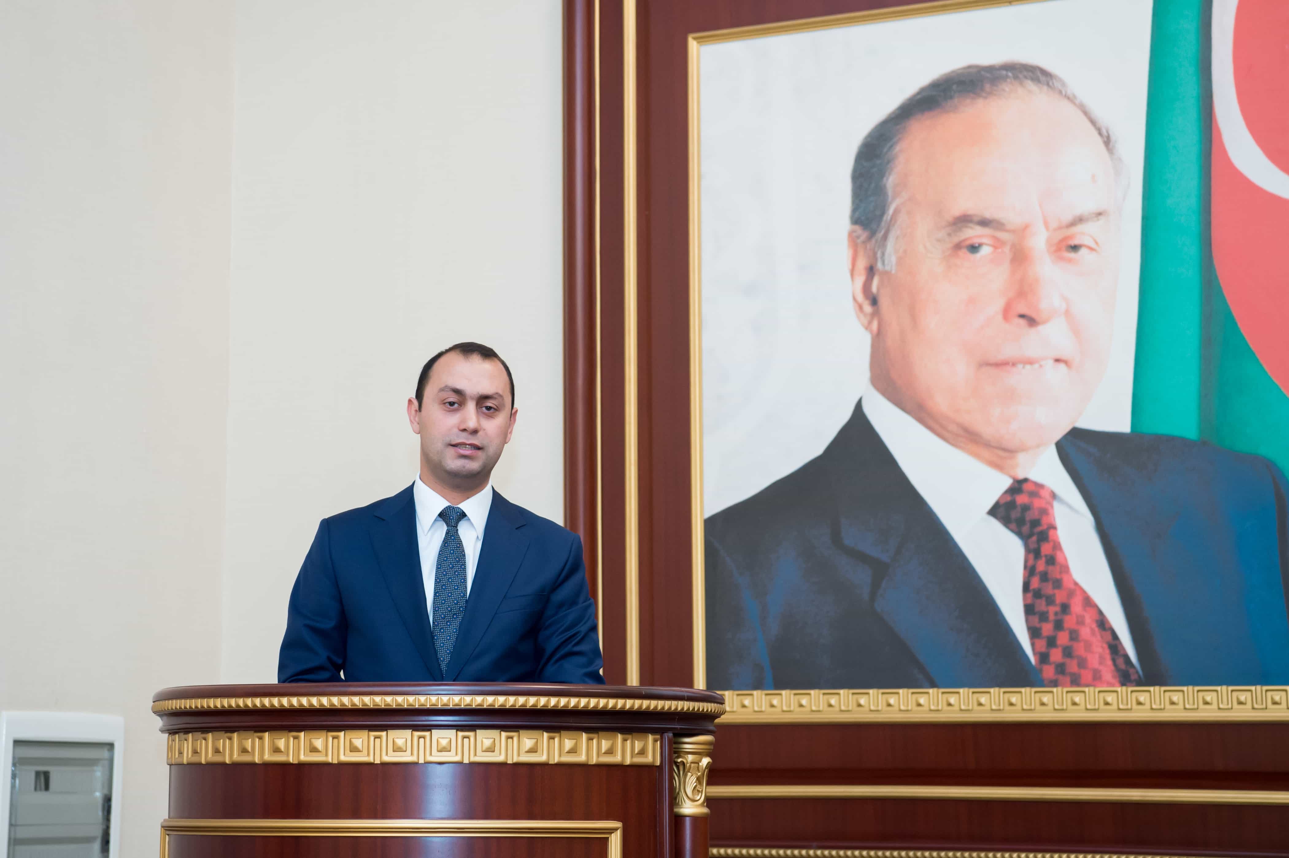 Xidmətə rəhbərlik müvəqqəti olaraq ona tapşırılıb