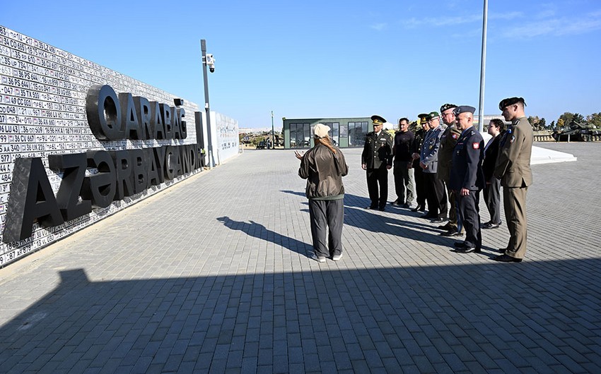 NATO nümayəndələri Hərbi Qənimətlər Parkında - VİDEO